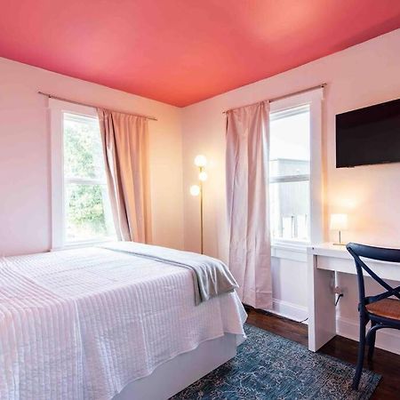 Blush And Bashful Germantown Two Bedroom Apartment Louisville Exteriér fotografie