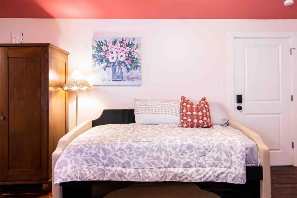 Blush And Bashful Germantown Two Bedroom Apartment Louisville Exteriér fotografie